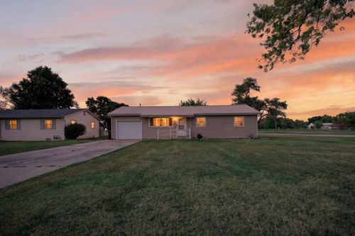 102 W Lewis St, Udall, KS, 67146-9026 | Card Image