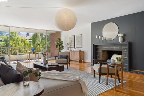 apt-3d-1515 Oxford St, Berkeley, CA, 94709-1504 | Card Image