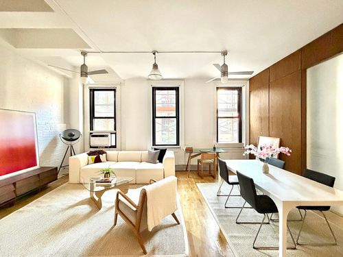 a-201-250 Mercer St, New York, NY, 10012-1145 | Card Image