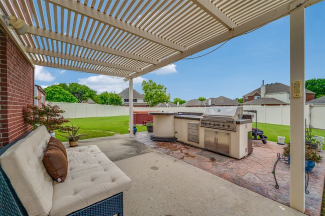 Patio with outdoor kitchen | Image 26