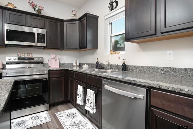 1104 Mayme Ct, House other with 4 bedrooms, 2 bathrooms and null parking in Whitehouse TX | Image 11