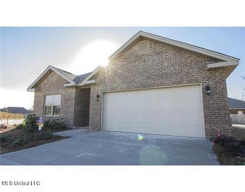 14153 Anandale Cir, Gulfport, MS, 39503-4645 | Card Image
