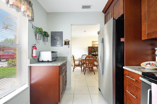 860 Worcester Ln, Condo with 1 bedrooms, 1 bathrooms and null parking in Lake Worth FL | Image 10