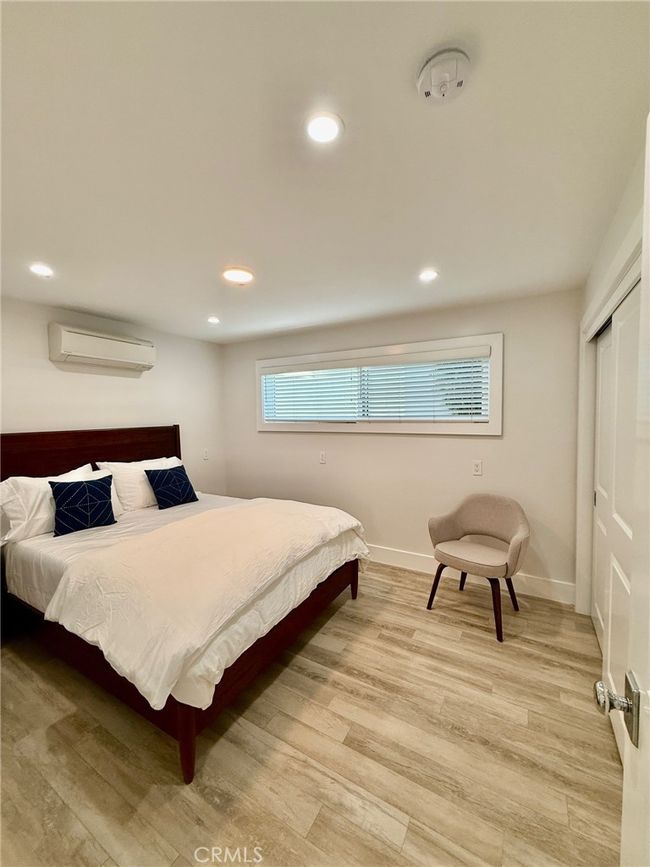 827 Cliff Dr, Condo with 2 bedrooms, 2 bathrooms and 1 parking in Laguna Beach CA | Image 23