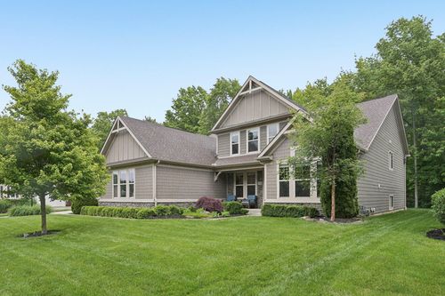 8136 Clark State Ct, Blacklick, OH, 43004-7168 | Card Image
