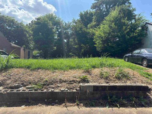 2099 Rile St, Memphis, TN, 38109-2114 | Card Image