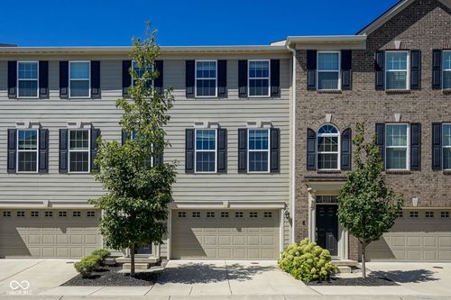 14226 Frostburg Dr, Carmel, IN, 46033-4918 | Card Image