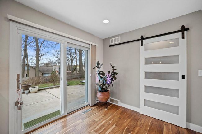 2521 W Wending Drive, House other with 4 bedrooms, 2 bathrooms and null parking in Glendale WI | Image 16