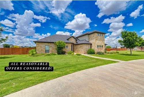 8214 Waterloo Dr, San Angelo, TX, 76905-5603 | Card Image