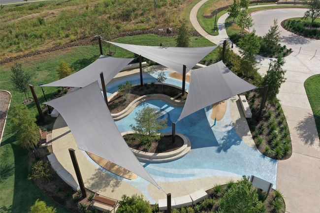 Aerial view of a pool | Image 23