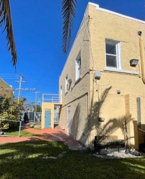 2-101 Se 2nd Street, Dania Beach, FL, 33004 | Card Image