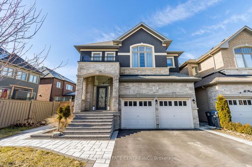 17 Prairie Creek Cres, Brampton, ON, L6Y6C9 | Card Image
