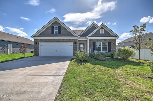 5031 Wildlife Cir, Piney Flats, TN, 37686-2906 | Card Image