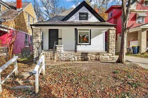 2411 Park Ave, Kansas City, MO, 64127-3848 | Card Image