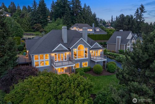 1642 204th Ave Ne, Sammamish, WA, 98074-4463 | Card Image