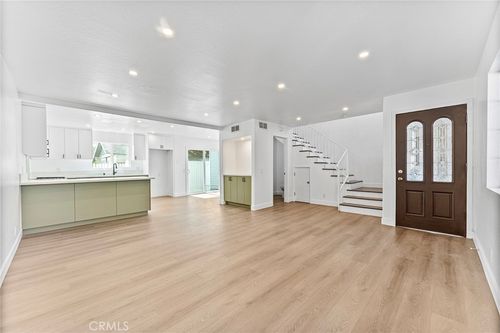 apt-a-619 N Wilson Ave, Pasadena, CA, 91106-1191 | Card Image