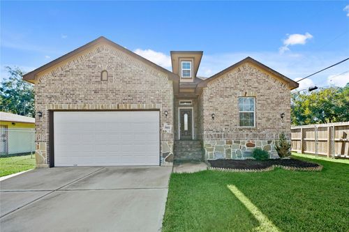 5602 Belmark St, Houston, TX, 77033-3028 | Card Image