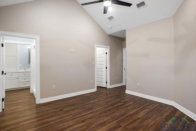 1210 Cobblestone Ct, House other with 3 bedrooms, 2 bathrooms and null parking in Carthage TX | Image 22