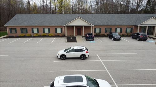 109 Woodfield Dr, Greenville, PA, 16125-1266 | Card Image