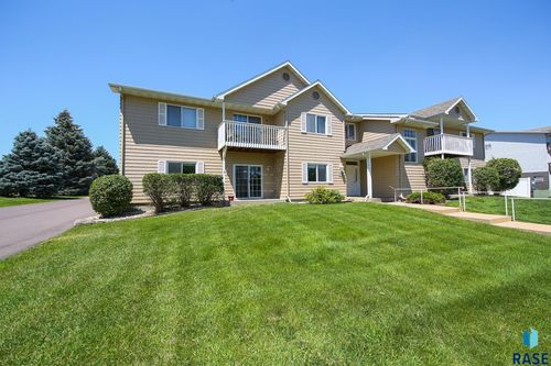 101-4801 S Oxbow Ave Avenue, Sioux Falls, SD, 57106-4107 | Card Image