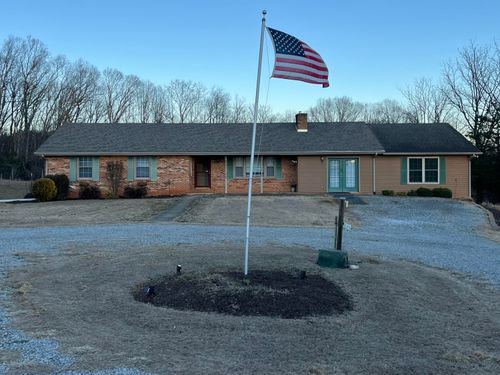 955 Kingston Rd, Wirtz, VA, 24184-4255 | Card Image