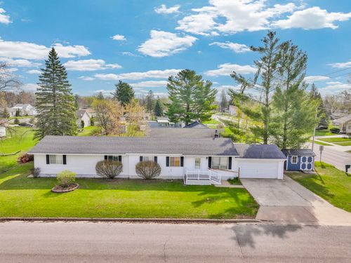 302 Allen Street, Cadillac, MI, 49601 | Card Image