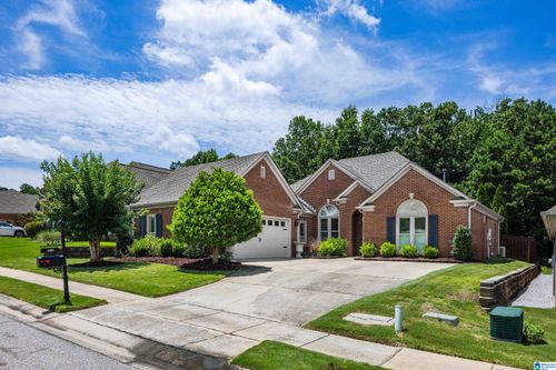 4181 Crossings Ln, Hoover, AL, 35242-4479 | Card Image