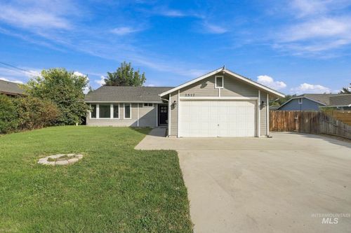 2512 W Flamingo Ave, Nampa, ID, 83651-1420 | Card Image