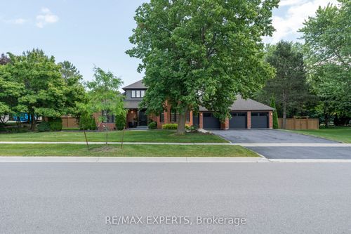 21 Mccutcheon Ave, Nobleton, ON, L0G1N0 | Card Image