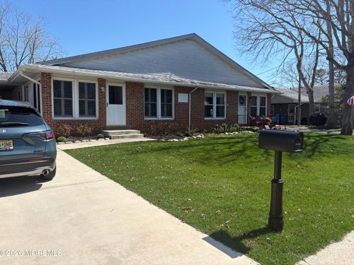 13B Walnut Rd, Manahawkin, NJ, 08050 | Card Image