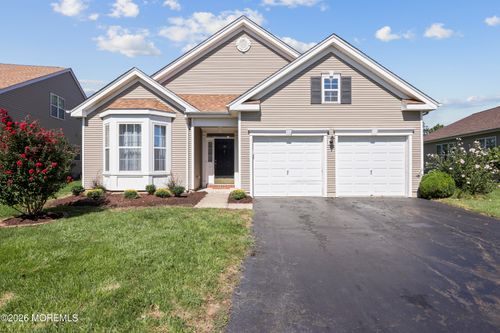 99 Minuteman Cir, Allentown, NJ, 08501-1859 | Card Image