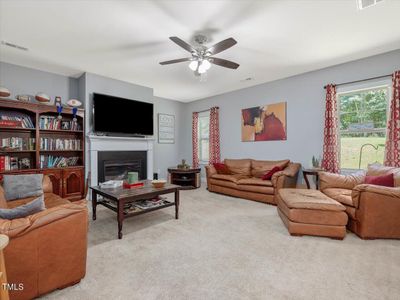 15-Family Room | Image 2