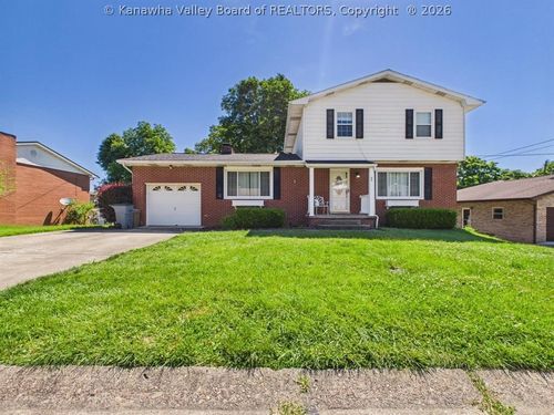 71 Simpson Dr, Huntington, WV, 25705-3929 | Card Image