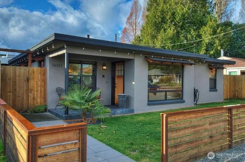 14637 8th Avenue Sw, Burien, WA, 98166 | Card Image