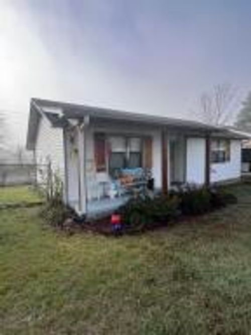 817 Highway 28 W, Plainview, AR, 72857-8990 | Card Image