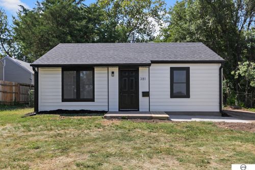 381 S 48th Street, Lincoln, NE, 68510 | Card Image