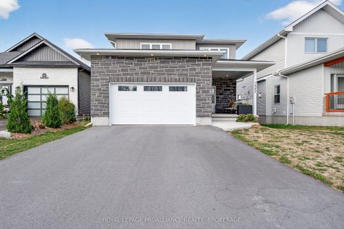 1520 Berkshire Dr, Westbrook, ON, K7P0S7 | Card Image