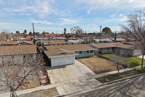 45228 Lorimer Avenue, Lancaster, CA, 93534 | Card Image