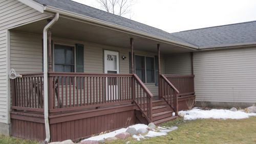 5688 Galbraith Line Rd, Croswell, MI, 48422-8959 | Card Image