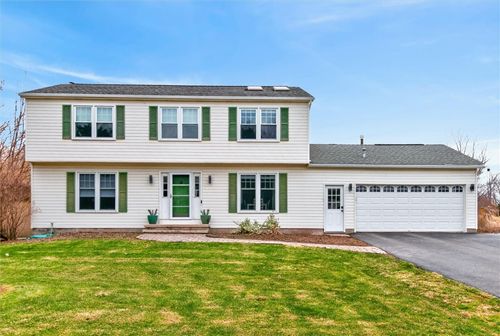 920 Gravel Road, Webster, NY, 14580 | Card Image