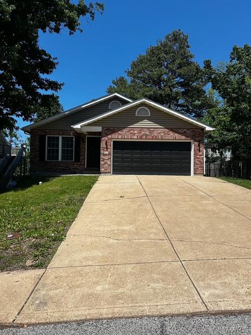 617 N 6th St, Festus, MO, 63028-1401 | Card Image