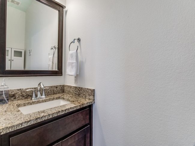 12 - 501 W 30 Th St, Townhouse with 3 bedrooms, 3 bathrooms and 24 parking in Austin TX | Image 16