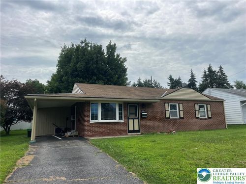 3050 Roxford Rd, ALLENTOWN, PA, 18103-6324 | Card Image