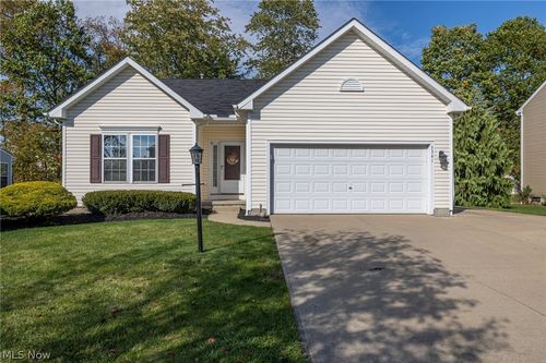5341 Ivandale Dr, Medina, OH, 44256-8037 | Card Image