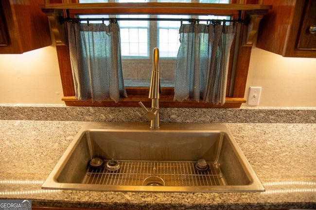 5407 Us Highway 221 S, Home with 4 bedrooms, 4 bathrooms and null parking in Uvalda GA | Image 52