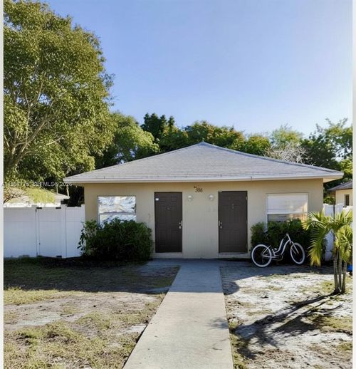 338 1st Ter, Deerfield Beach, FL, 33441-4612 | Card Image