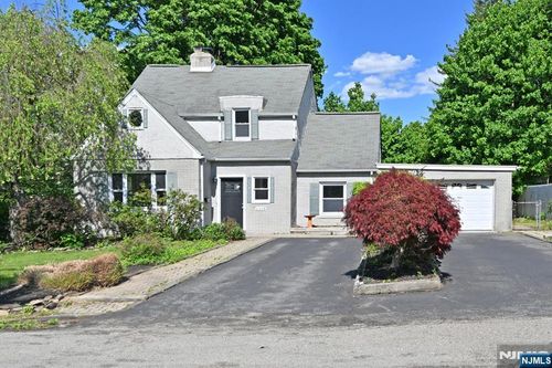 1113 Cedar St, Boonton Twp, NJ, 07005-1207 | Card Image