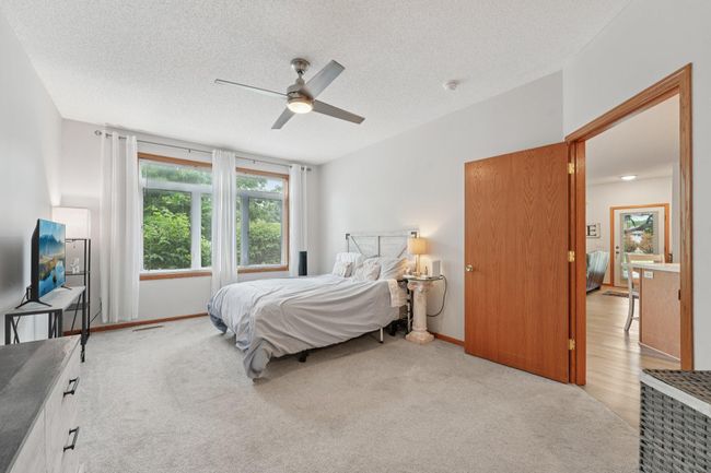 27-web-or-mls-Crystal Pl-1406-027.jpg | Image 18