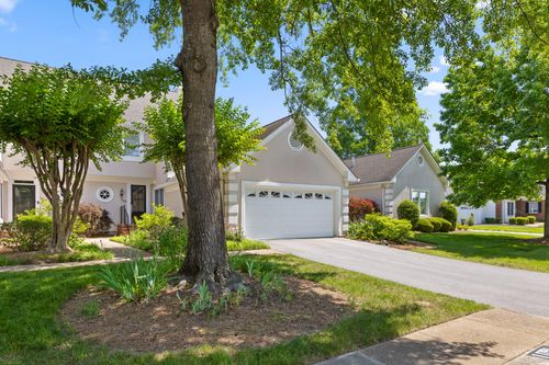 1091 Constitution Dr, Chattanooga, TN, 37405-4246 | Card Image