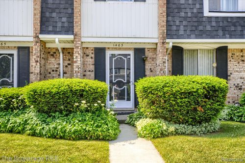 1463 Wexford Dr, Davison, MI, 48423-8342 | Card Image